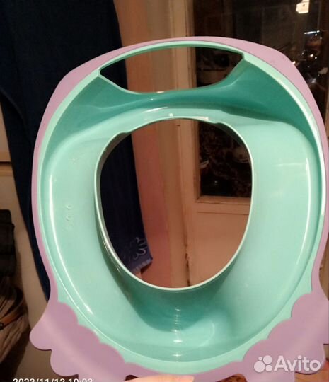 Сидушка на унитаз новая