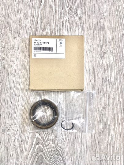 Сальник редуктора переднего BMW X6 X5 ориг новое