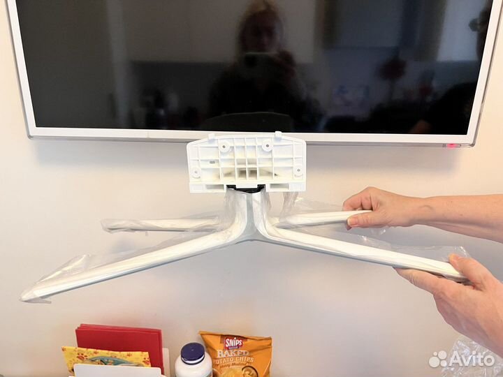 Подставка для тв samsung 32 белая + 3d очки
