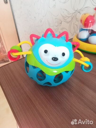 Ёжик мячик погремушка