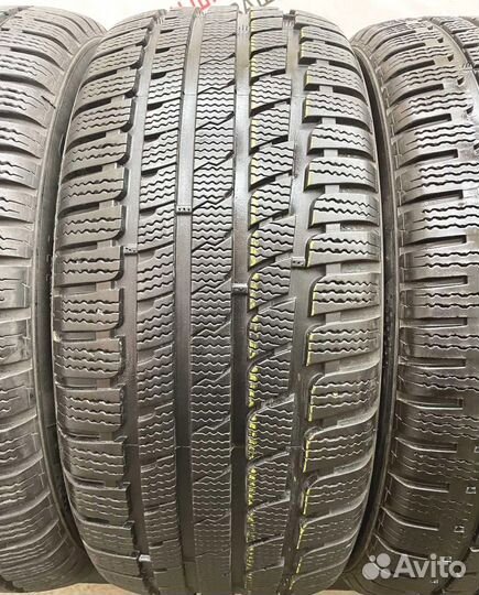 Kumho I'Zen KW31 245/45 R18 97N