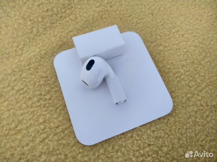 Airpods 3 правый наушник новый