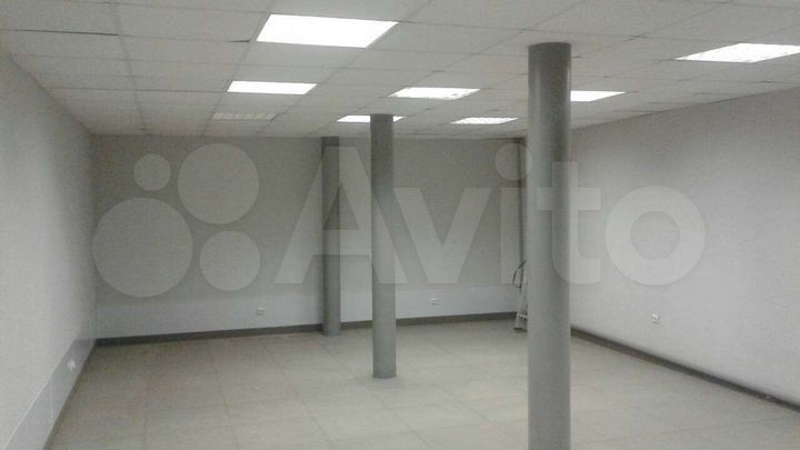 Здесь можно открыть бизнес 57кв.м. У ТЦ Гудок