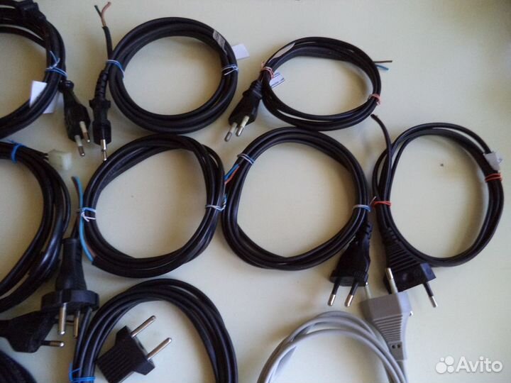 Провода с вилками 1.5-2 метра