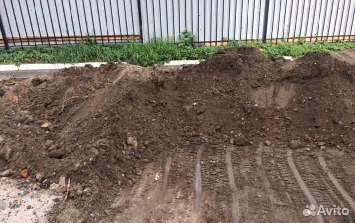 Пескогрунт для поднятия участка