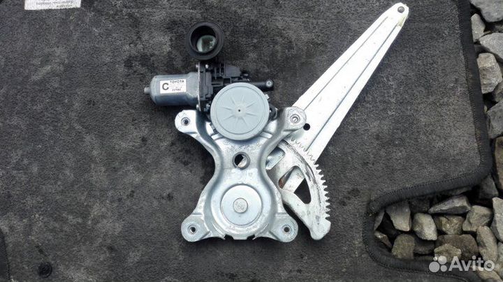 Стеклоподъемник задний правый Toyota Camry V40 2.4