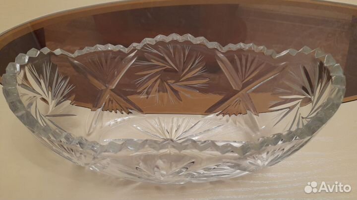 Ваза хрустальная