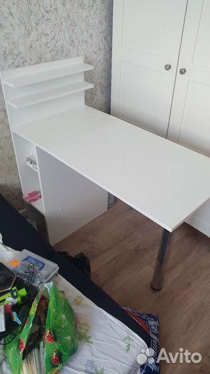 Маникюрный стол складной бу