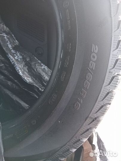 Viatti Brina Nordico V-522 205/65 R16