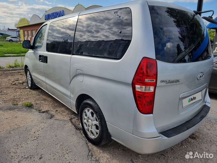 Hyundai Grand Starex 2.5 AT, 2008, 136 200 км