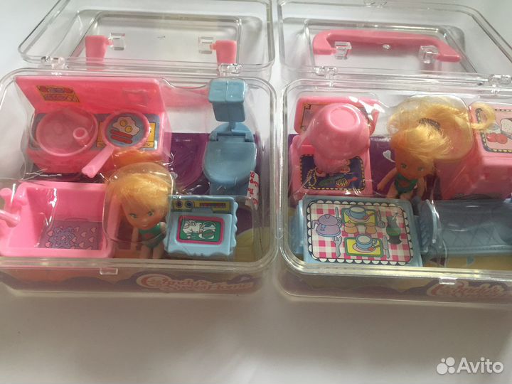 Лот из двух наборов(винтаж)мини куколка с мебелью