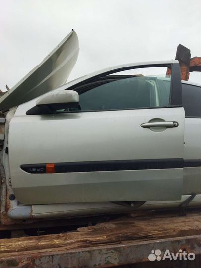 Дверь передняя левая Renault Laguna 2/Лагуна 2