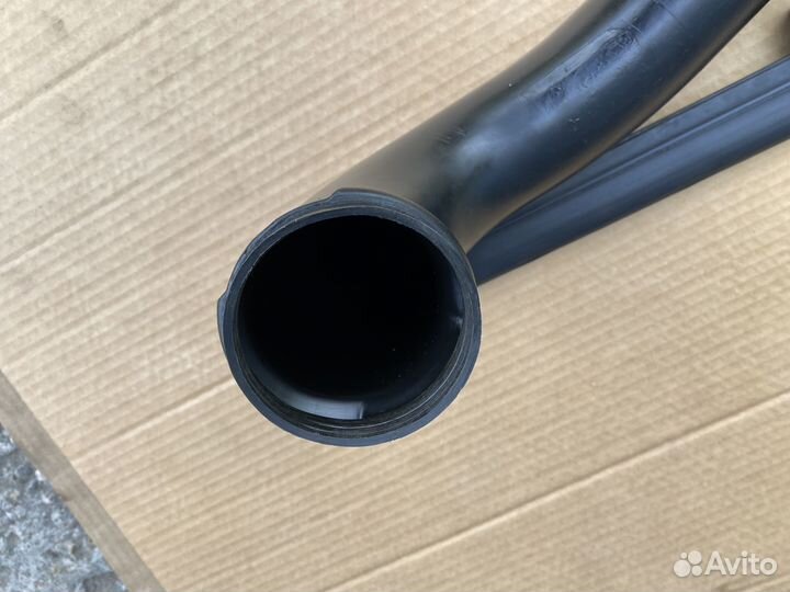 Патрубок интеркулера volvo xc90