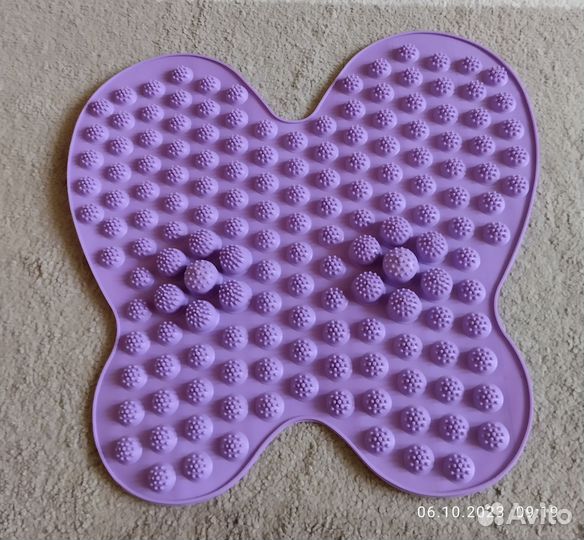 Массажный коврик новый