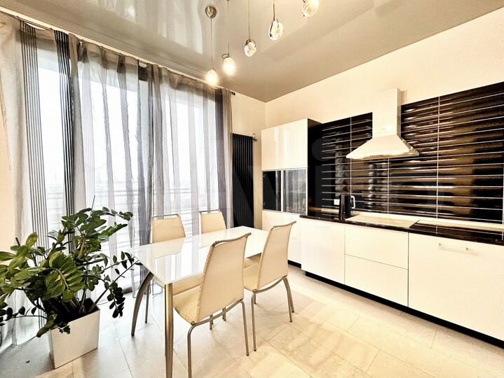 3-к. квартира, 75 м², 8/25 эт.