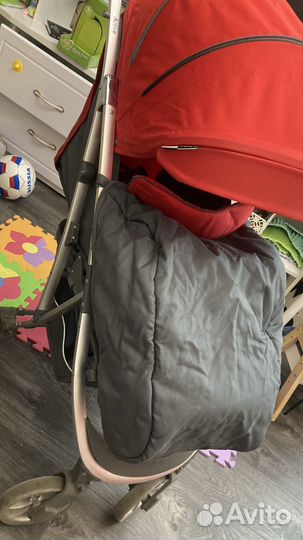 Коляска прогулочная