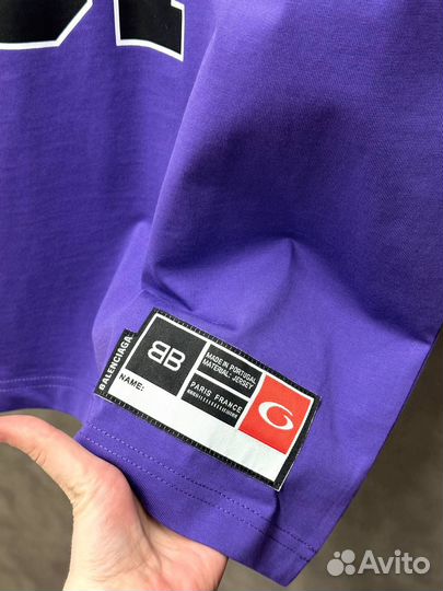 Balenciaga футболка стиль 2025