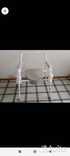 Санитарный стул для инвалидов