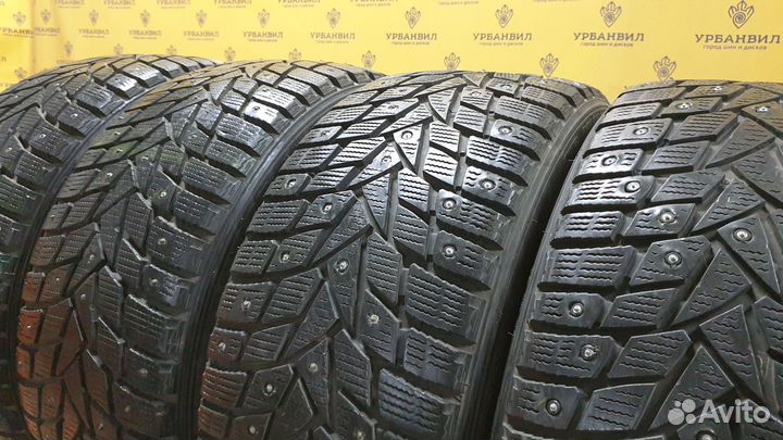 Dunlop SP Winter Ice 02 245/40 R18 97T