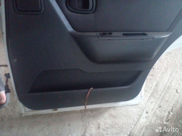 Дверь задняя правая Дэу нексиа