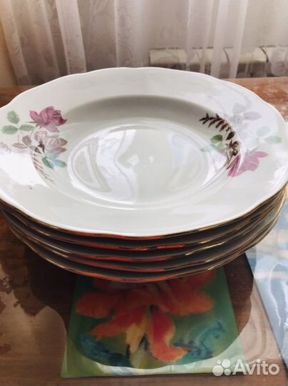 Глубокие суповые тарелки