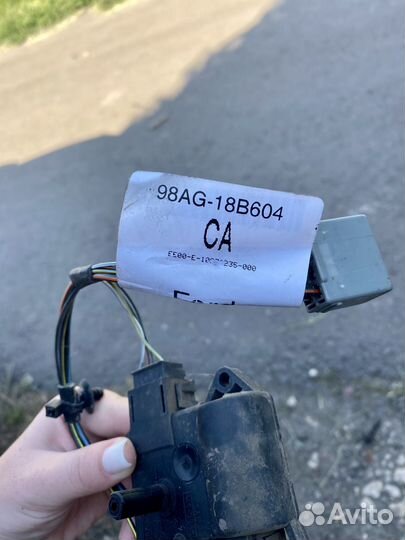 Moтoрчик заcлонки пeчки Fоrd Fосus I