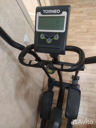 Эллиптический тренажер torneo