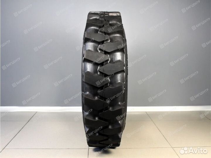 Шина maxtires 9.00-20 (клюшка) 16PR