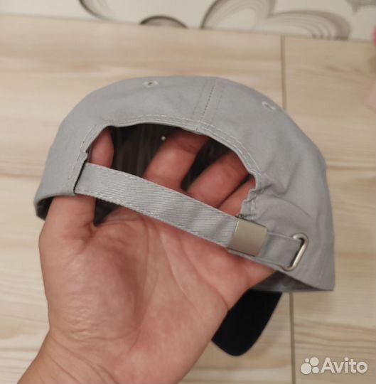 Кепка adidas серая