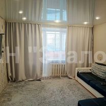 2-к. квартира, 54 м², 1/3 эт.