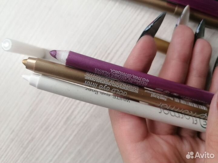 Карандаши для глаз + база под тени