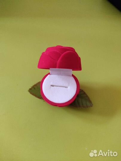 Футляр для украшений