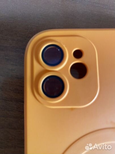 Чехол на iPhone 11