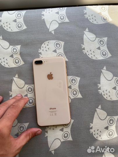 Телефон iPhone 8 plus