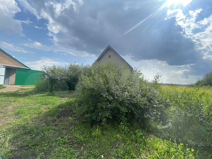 Дом 25 м² на участке 5 сот.