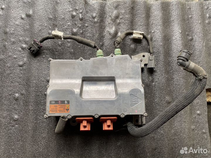 Блок зарядки Chevrolet Volt