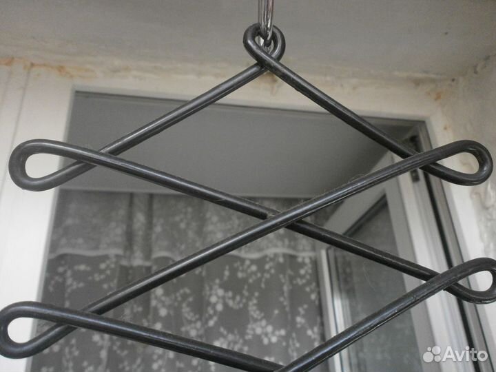 Кашпо подвесное