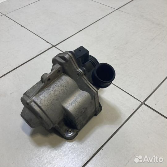 Насос водяной помпа BMW 6-series F06