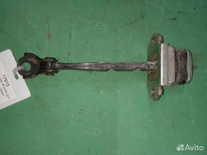 Honda CR-V (RE) III ограничитель двери передней