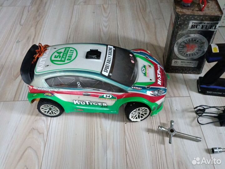Машинка на радиоуправлении с двс
