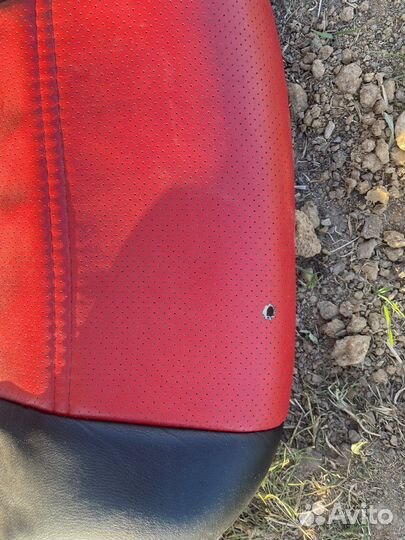 Авточехлы из экокожи Dinas