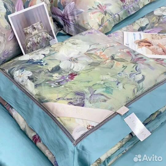 Комплект постельного белья из серии La Perla