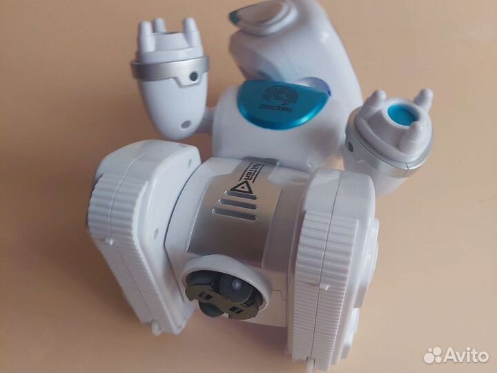 Игрушка робот