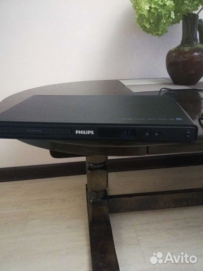 Видеомагнитофон