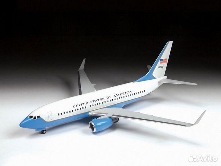 Сборная самолета боинг 737-700 С-40В