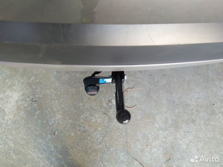 Фаркоп на Land Rover Discovery Sport 2015