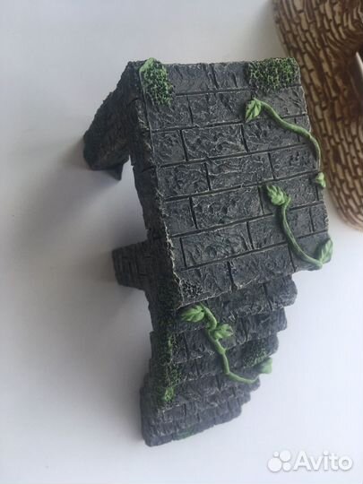 Фигурки для аквариума