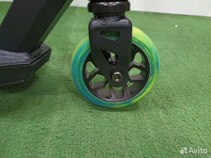 Самокат для трюков DukeR 101