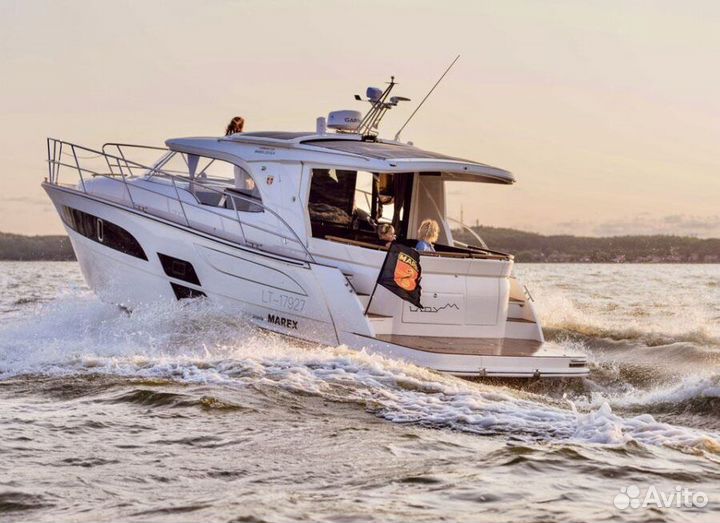 Купить моторную яхту Marex 330 Scandinavia, 2024 г