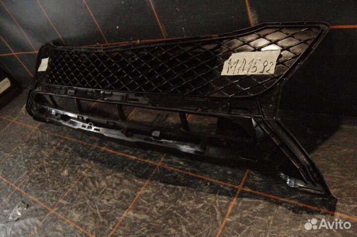 Mercedes-Benz GLK-X204-Решетка бампера переднего